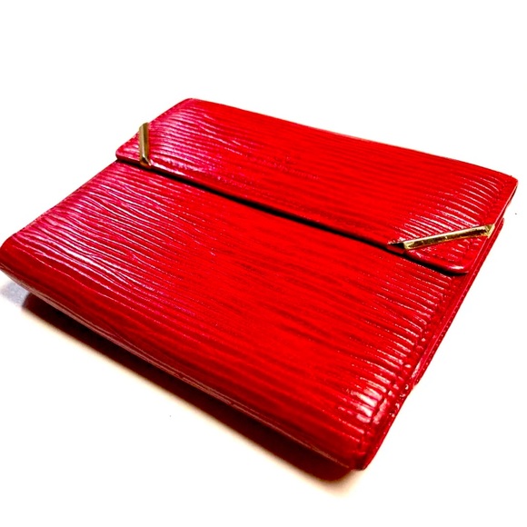 VALENTINO GARAVANI VINTAGE EMBOSSED LEATHER COMPACT WALLET - Picture 3 of 16